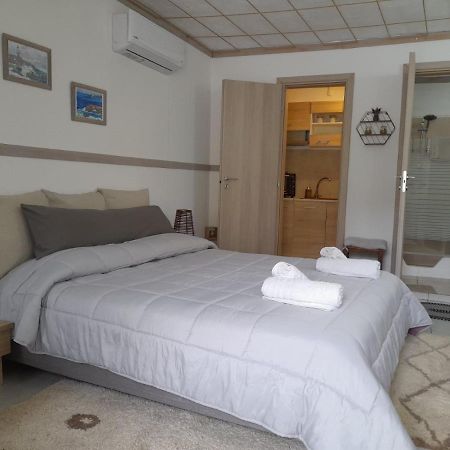 Ifigenia Apartments Ermoupoli Dış mekan fotoğraf